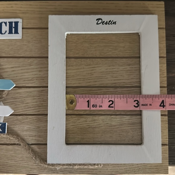 Destin Beach Photo frame, excellent used condition. Pet/smoke free home. - Picture 8 of 12